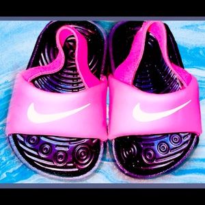Nike Kawa
Baby/Toddler Slides 2c